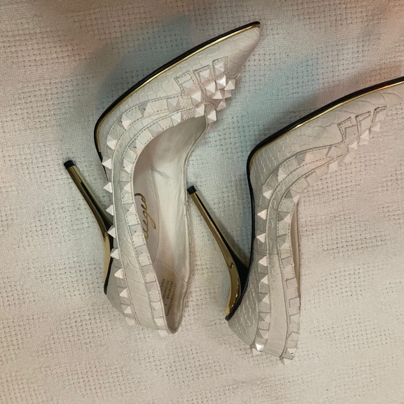 White Pointy-Toe Stilettos Embellished with White Studs; Gold Heels - Picture 8 of 10